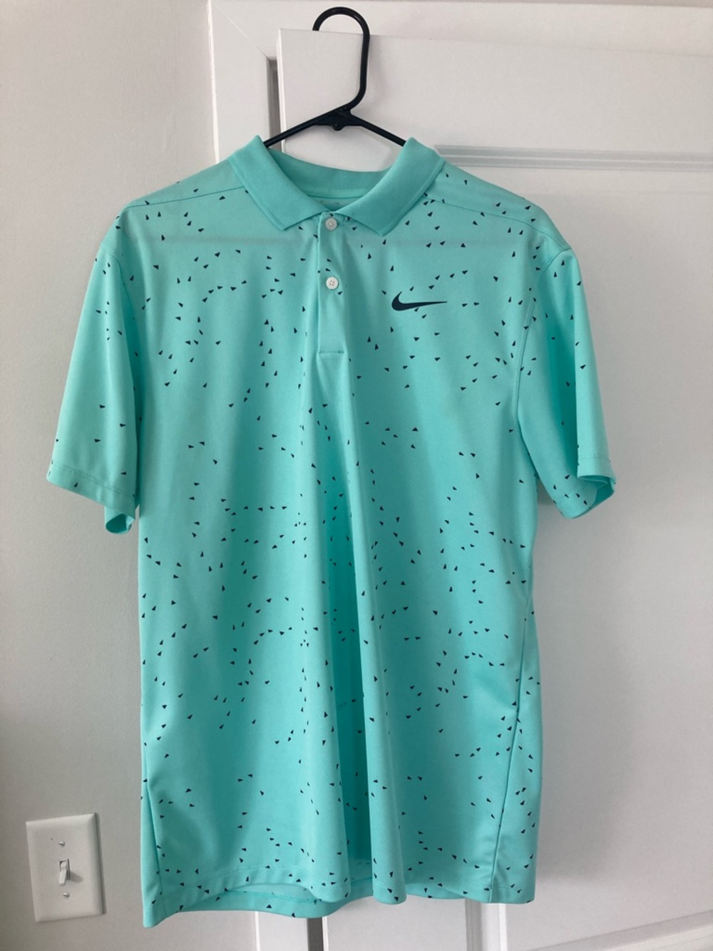 Nike Men’s Aqua Polo with Black Speckle Print